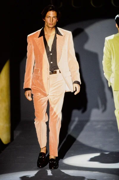 Look 10